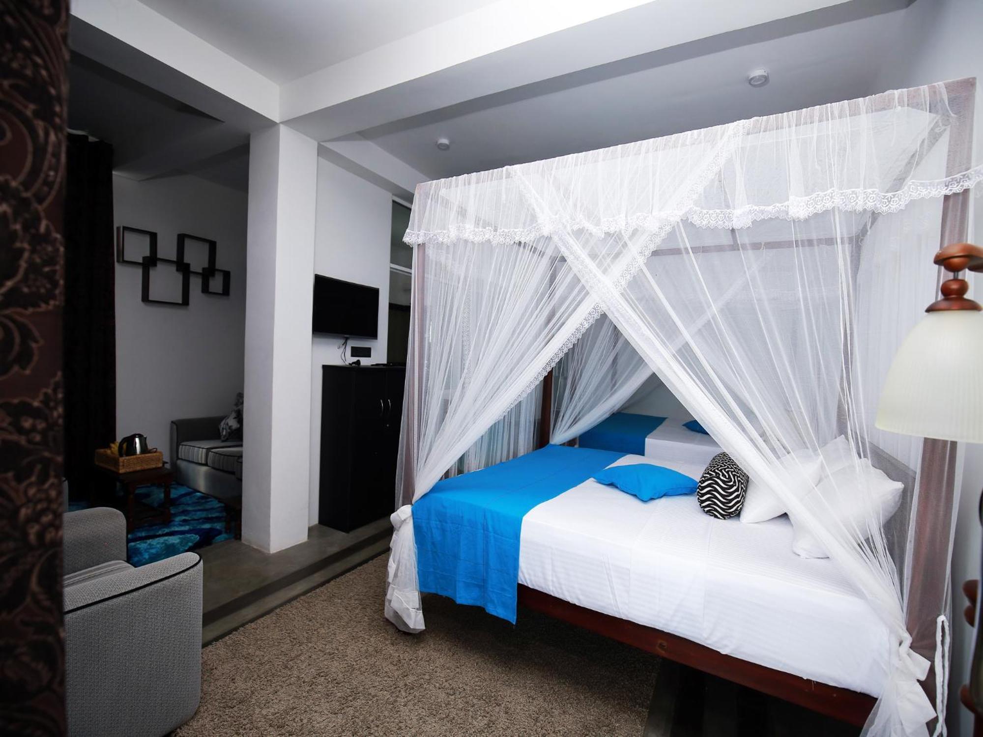 Crystal Oceanic Hotel อาฮานกามา ภายนอก รูปภาพ